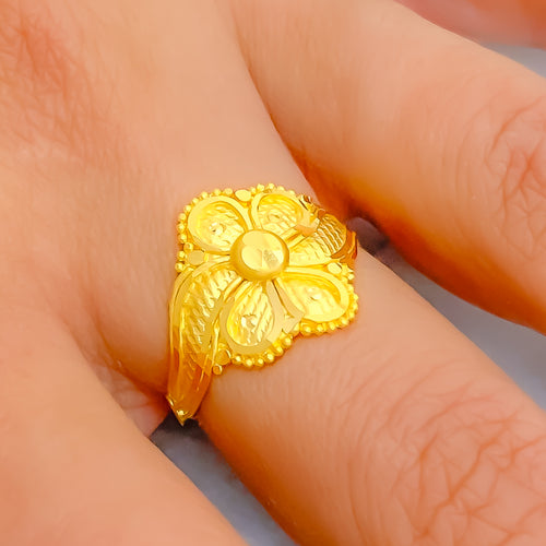 Bold Gorgeous Flower 22K Gold Ring