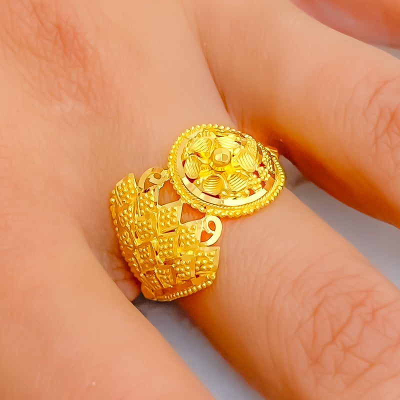 Glimmering Beaded Flower 22K Gold Ring