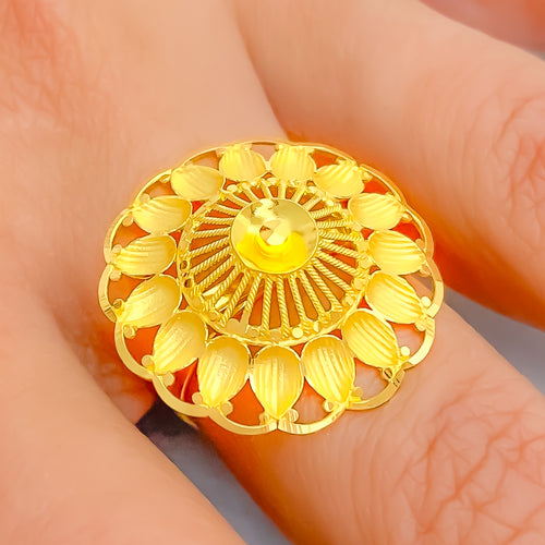 Rich Floral Smooth Finish 22K Gold Ring