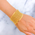 Graceful Contemporary Net 21K Gold Bangle Bracelet
