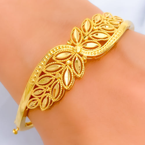 Mesmerizing Embellished 22k Gold Rich Bangle Bracelet