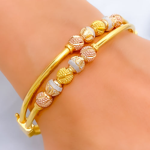 Stylish Brilliant 22k Gold Bangle Bracelet