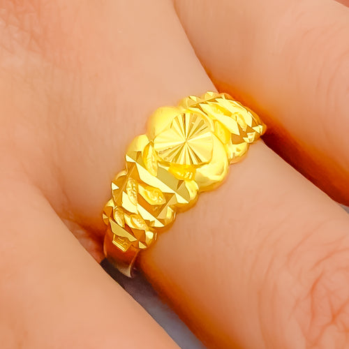 Chic Everyday 22k Gold Ring