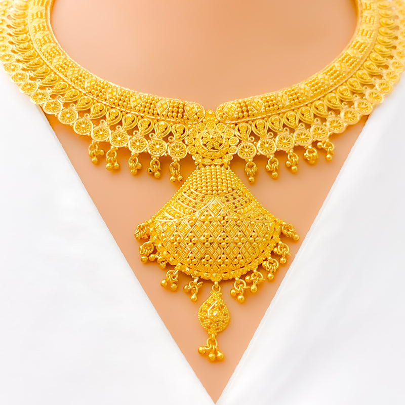 Regal Sophisticated 22k Gold Paisley Necklace Set