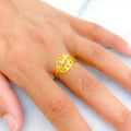 Tasteful Decorative 22k Gold Ring