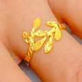 Lovely Subtle 22k Gold Ring