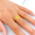 Lovely Subtle 22k Gold Ring