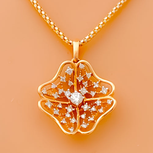 diamond-studded-flower-pendant-set