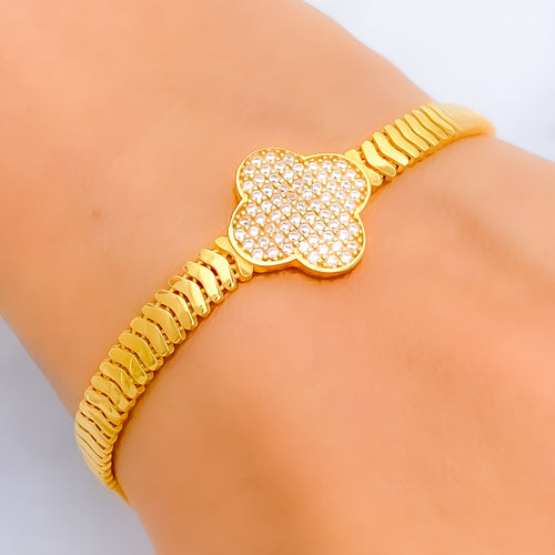 Lustrous Trendy 22k Gold Bracelet
