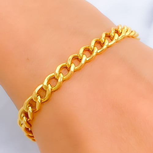 Versatile Refined 22k Gold Bracelet