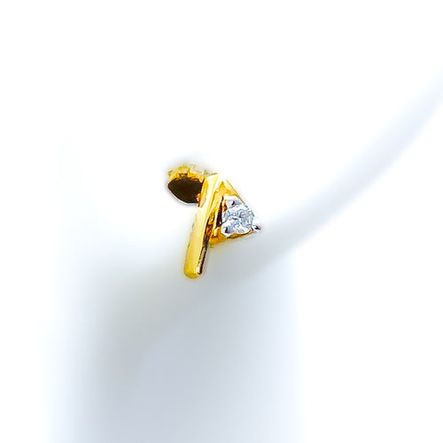 triangle-accented-18k-gold-diamond-baby-earrings-7