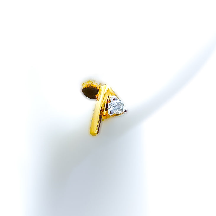 triangle-accented-18k-gold-diamond-baby-earrings-7