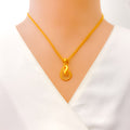 Upscale Vibrant 22k Gold Necklace