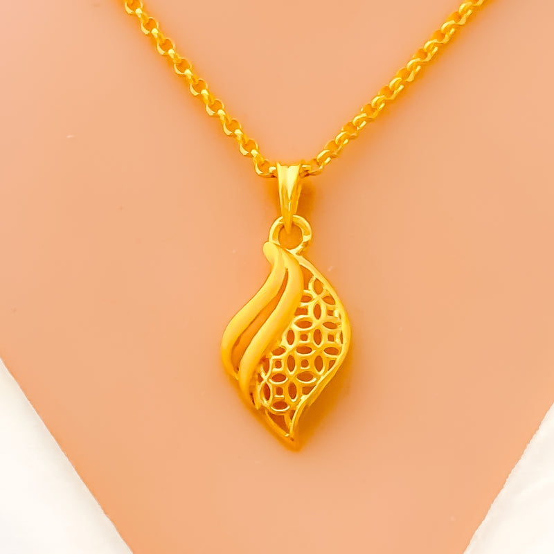 Ethereal Faceted 22k Gold Necklace