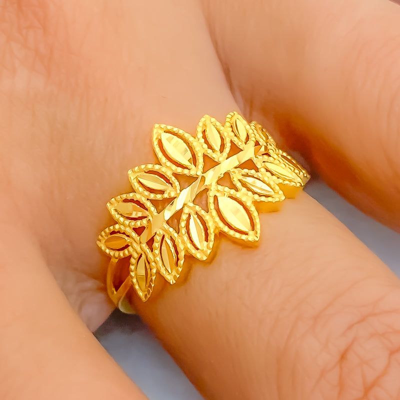 Lovely Bold 22k Gold Ring