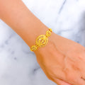 captivating-regal-22k-gold-poised-bracelet