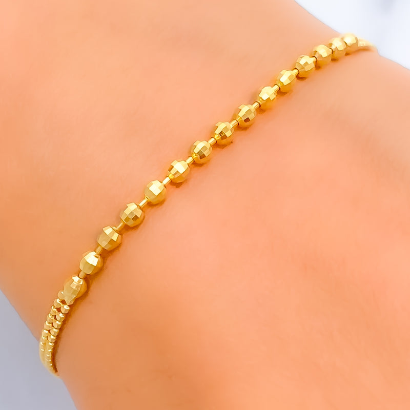 Sleek Jazzy 22K Gold Bracelet