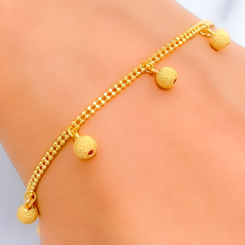 Delightful Dapper 22K Gold Bracelet