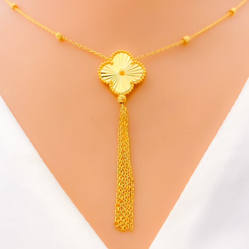 large-clover-tassel-22k-gold-necklace1-1