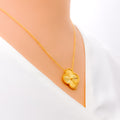 large-single-clover-22k-gold-necklace