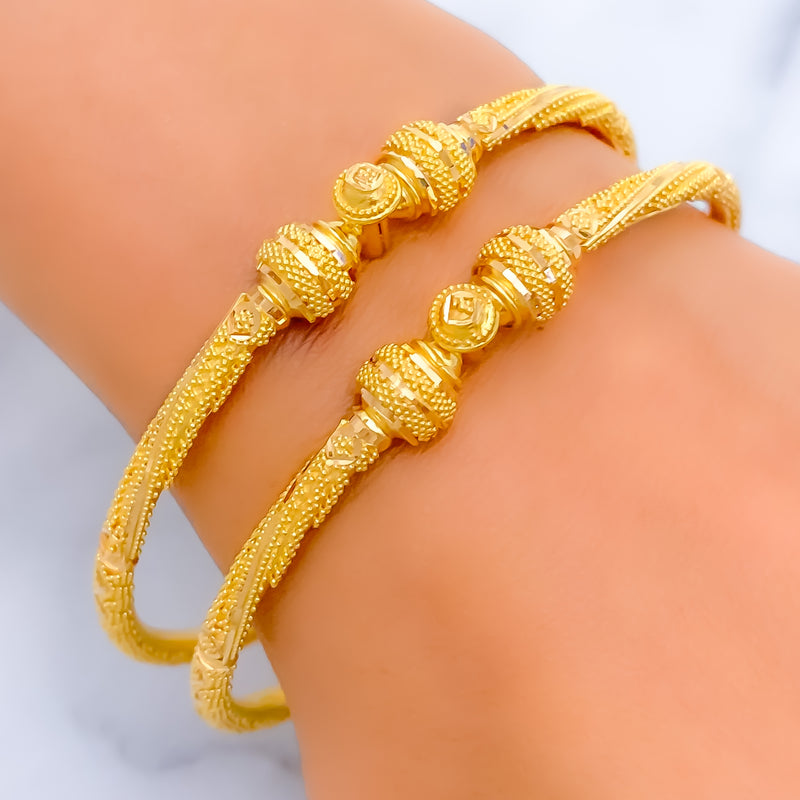 Impeccable Striped 22k Gold Pipe Bangles