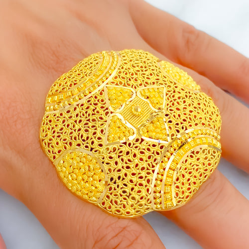 Regal Exquisite Filigree 22k Gold Statement Ring