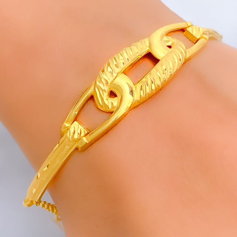 Mesmerizing Textured Loop 21K Gold Flexi Bangle Bracelet