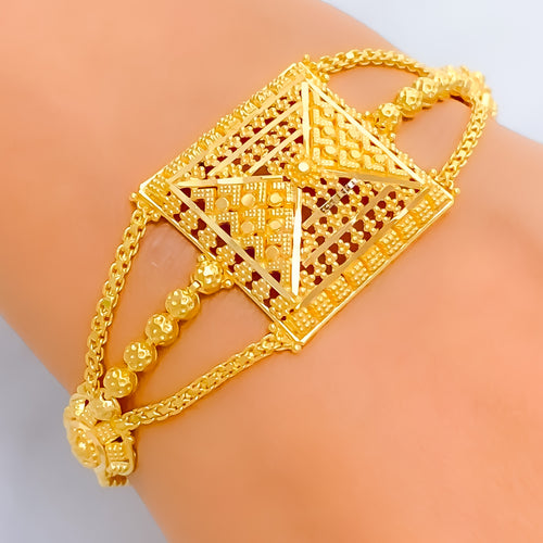 Dazzling Regal 22k Gold Bracelet