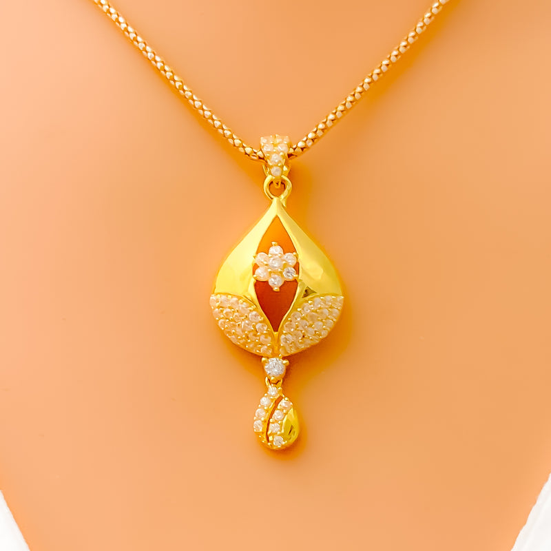 radiant-palatial-22k-gold-cz-pendant-set
