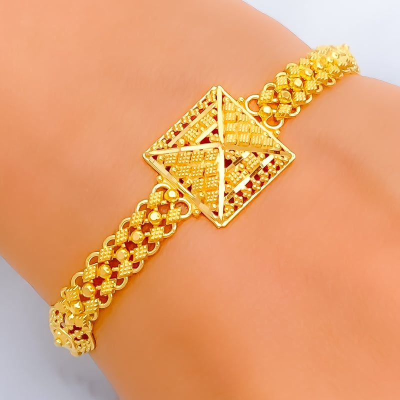 Geometric Elegant 22k Gold Bracelet