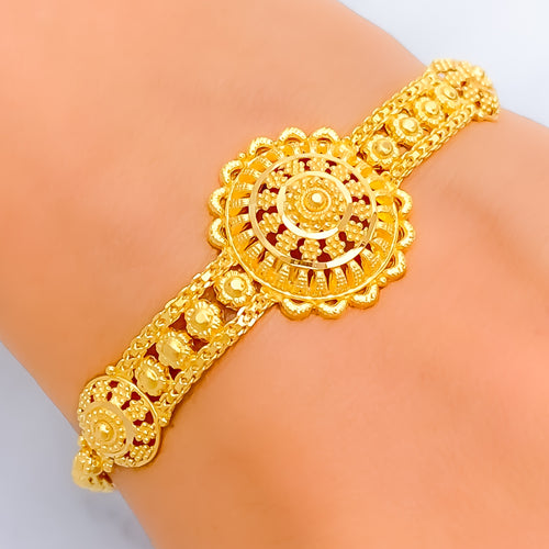 Refined Regal 22k Gold Bracelet