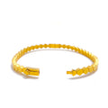 refined-geometric-22k-gold-bangle-bracelet