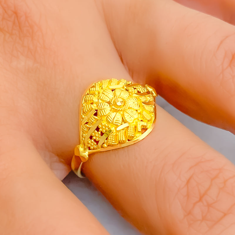 Delightful Blooming Posh Floral 22K Gold Ring