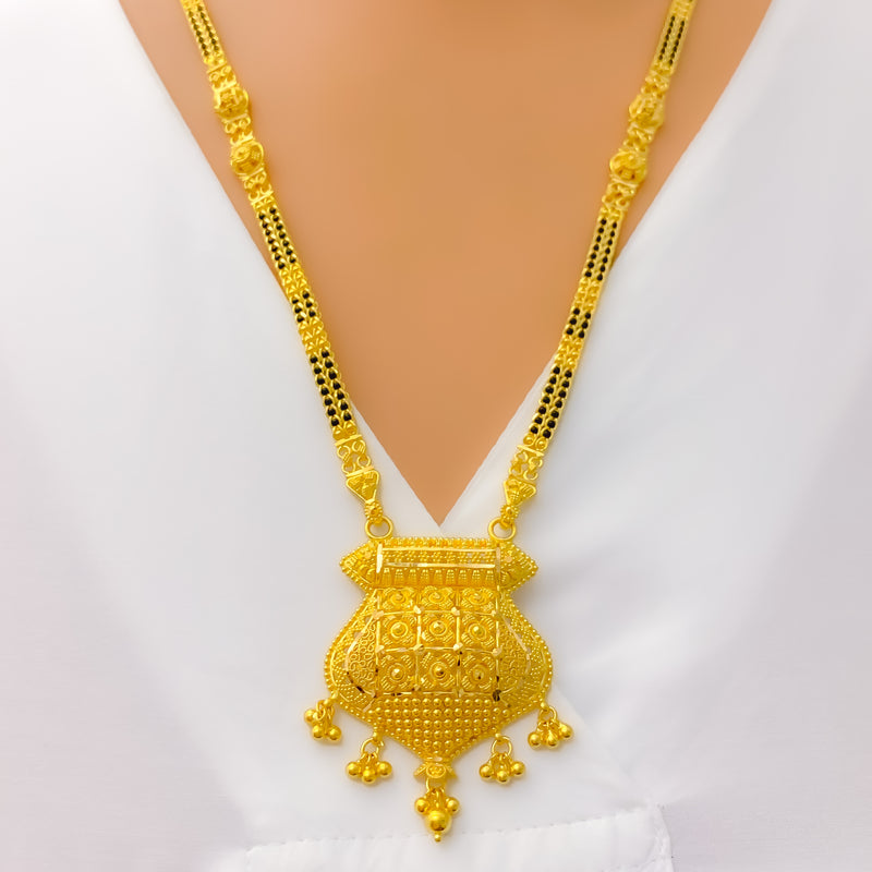 magnificent-decadent-thali-22k-gold-mangal-sutra