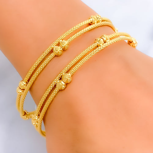 Beadwork Attractive 22k Gold Bangle Pair