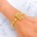 Modish Rectangular 21k Gold Flower Bracelet