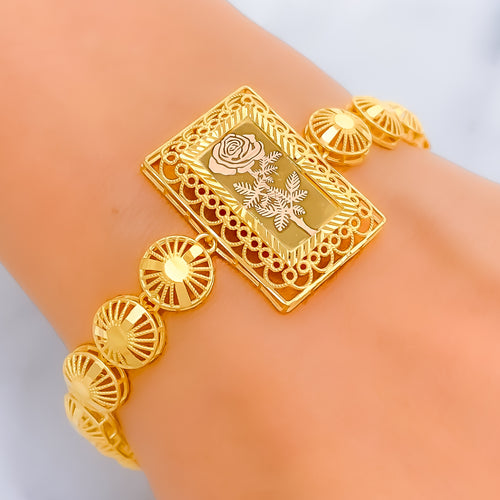 Modish Rectangular 21k Gold Flower Bracelet