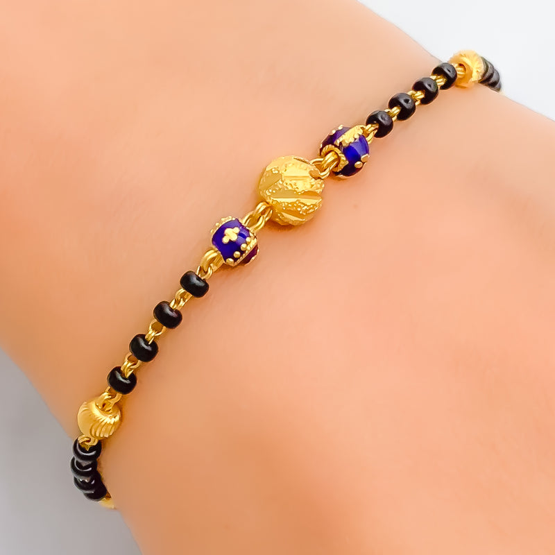 Tasteful Fine 22k Gold Black Bead Bracelet