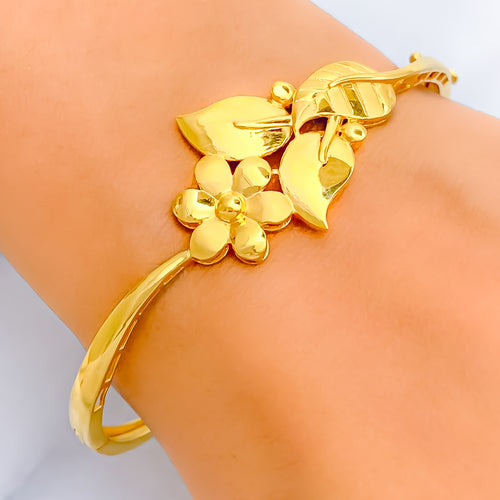 Glimmering High-Gloss 22k Gold Floral Bangle Bracelet 