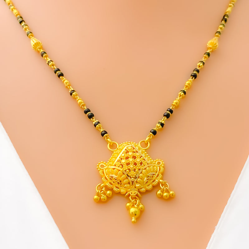 palatial-upscale-22k-gold-mangal-sutra