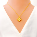 Radiant Ornate 21k Gold Clover Pendant W/Chain 