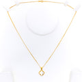 Stylish Stunning 21k Gold Clover Pendant W/Chain 