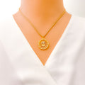 dazzling-radiant-round-diamond-18k-gold-pendant