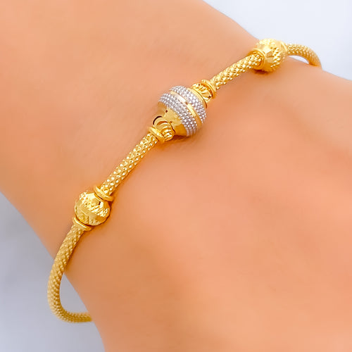 glowing-orb-22k-gold-bangle-bracelet