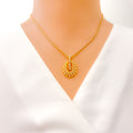 delicate-oval-ornate-diamond-18k-gold-pendant