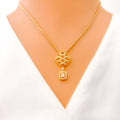 impeccable-dangling-diamond-18k-gold-pendant