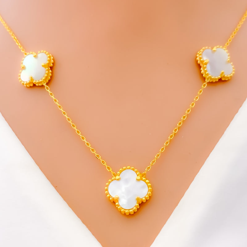 three-clover-mother-of-pearl-21k-gold-necklace-set