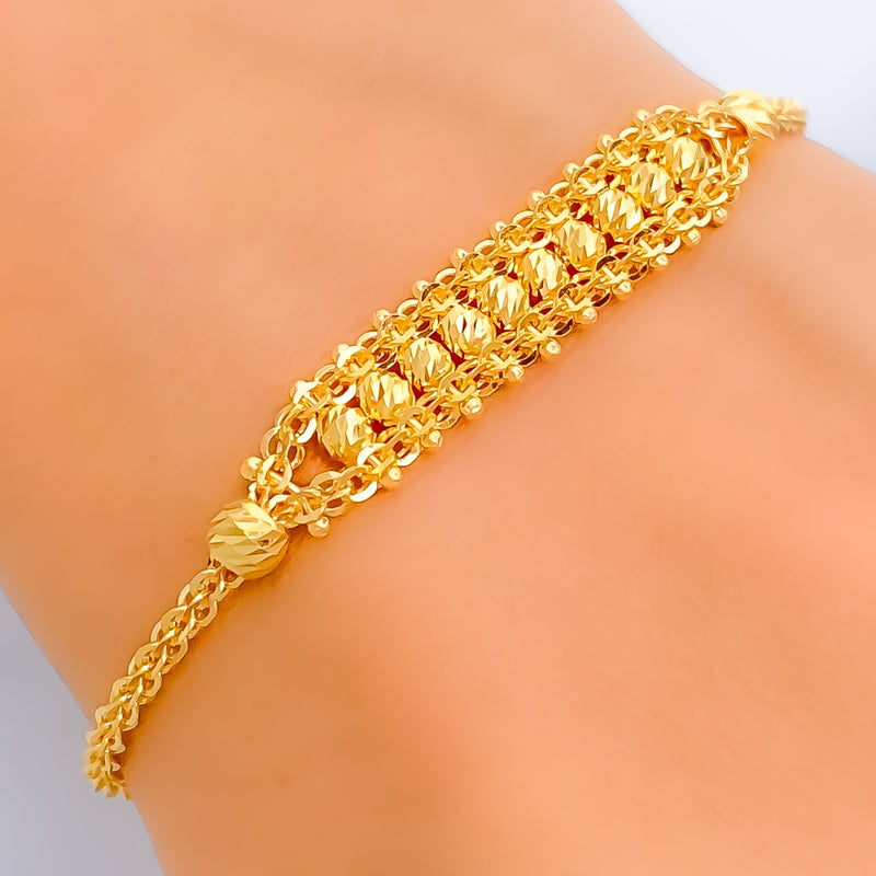 charming-ethereal-22k-gold-bracelet