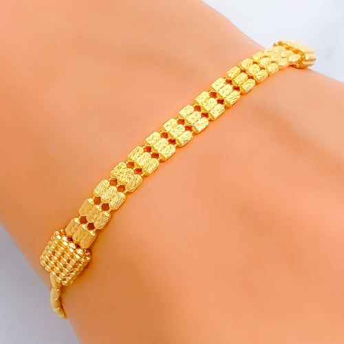 intricate-classy-22k-gold-bracelet