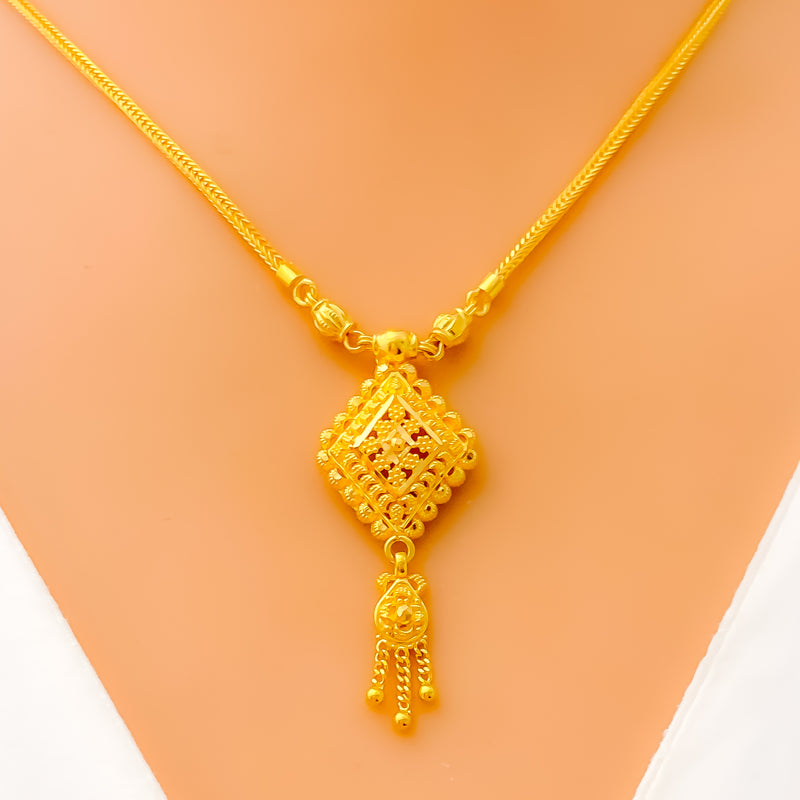 dazzling-rich-22k-gold-necklace-set